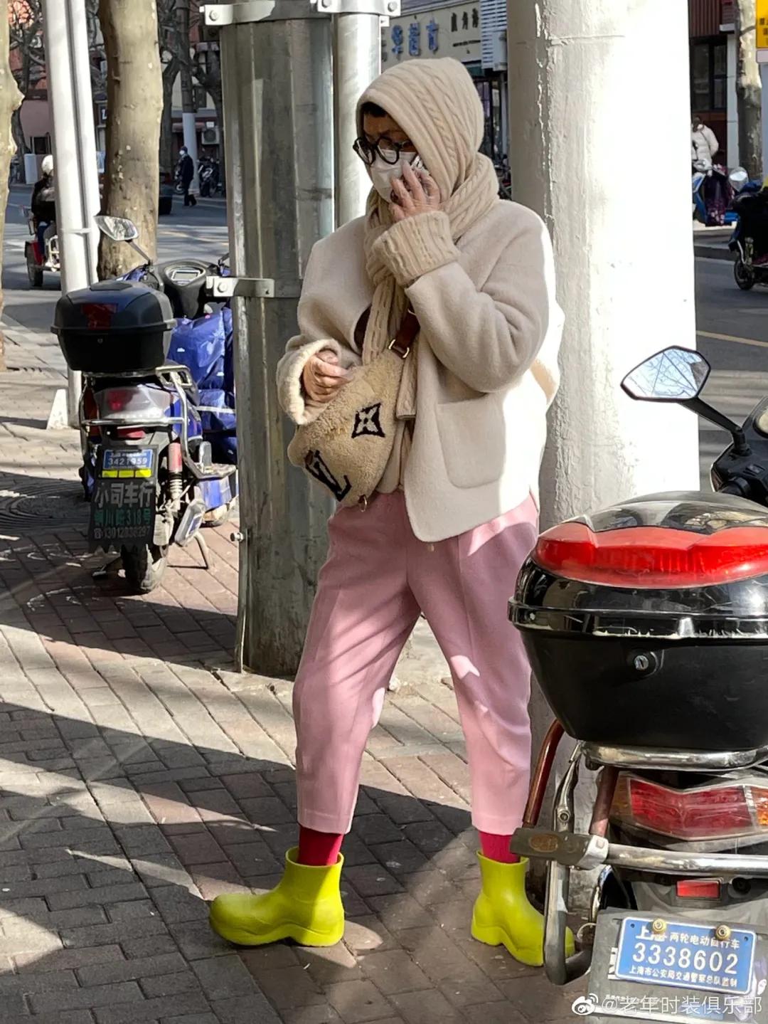 抖音里不敢点赞的女明星,上海最显年轻的网红