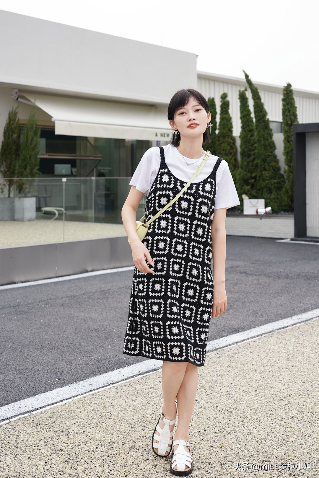 适合旅游连衣裙高级感秋季,出游连衣裙高级感穿搭轻奢