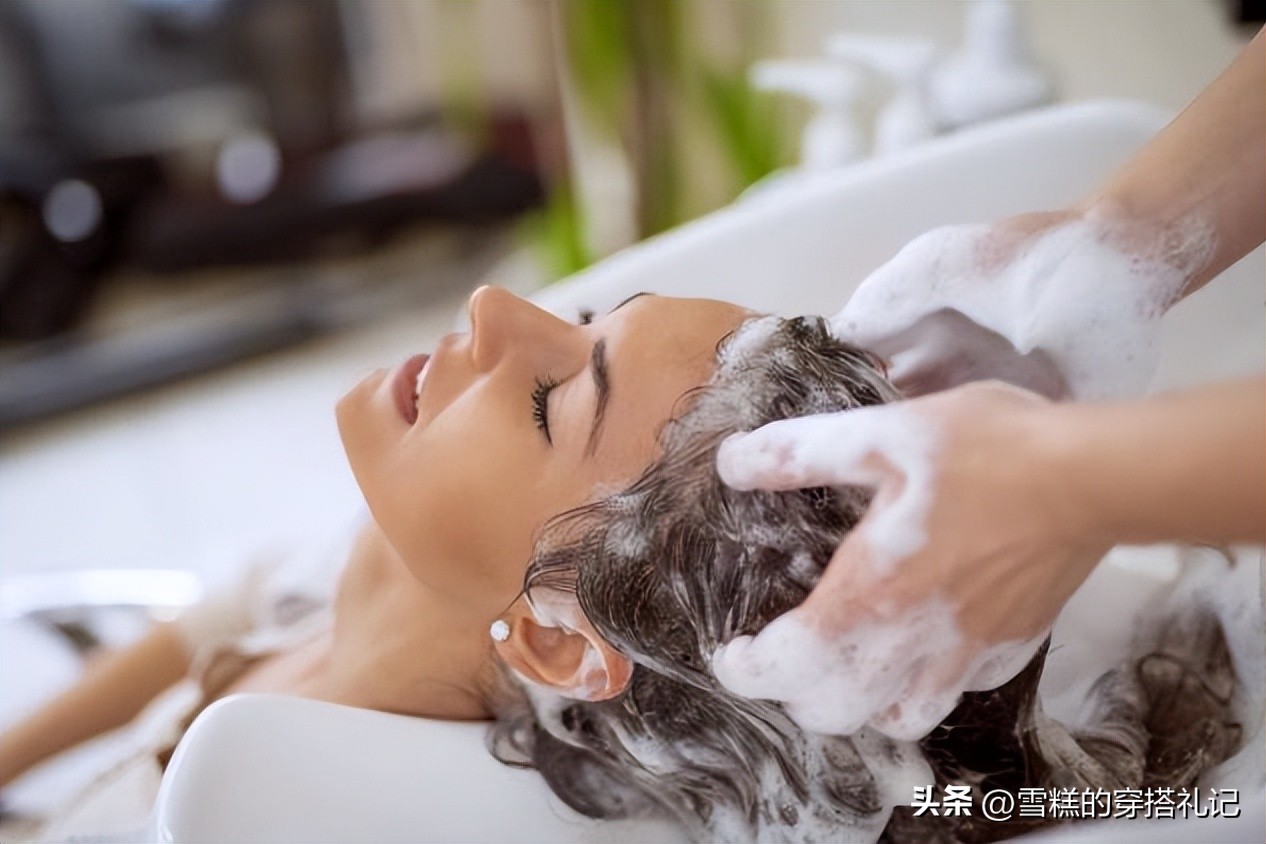 发质差的头发应该几天洗一次,头发多久洗一次比较好不容易掉发