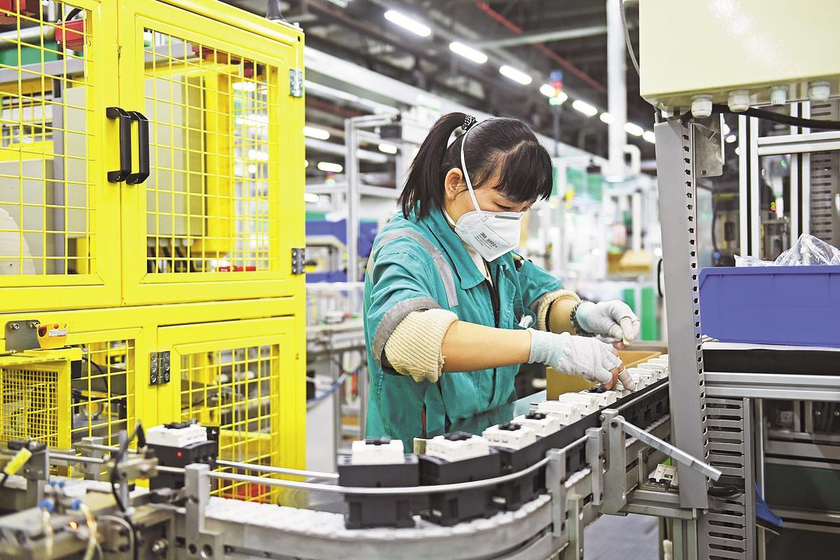 月薪3000招不到民工,月薪三千招不到农民工