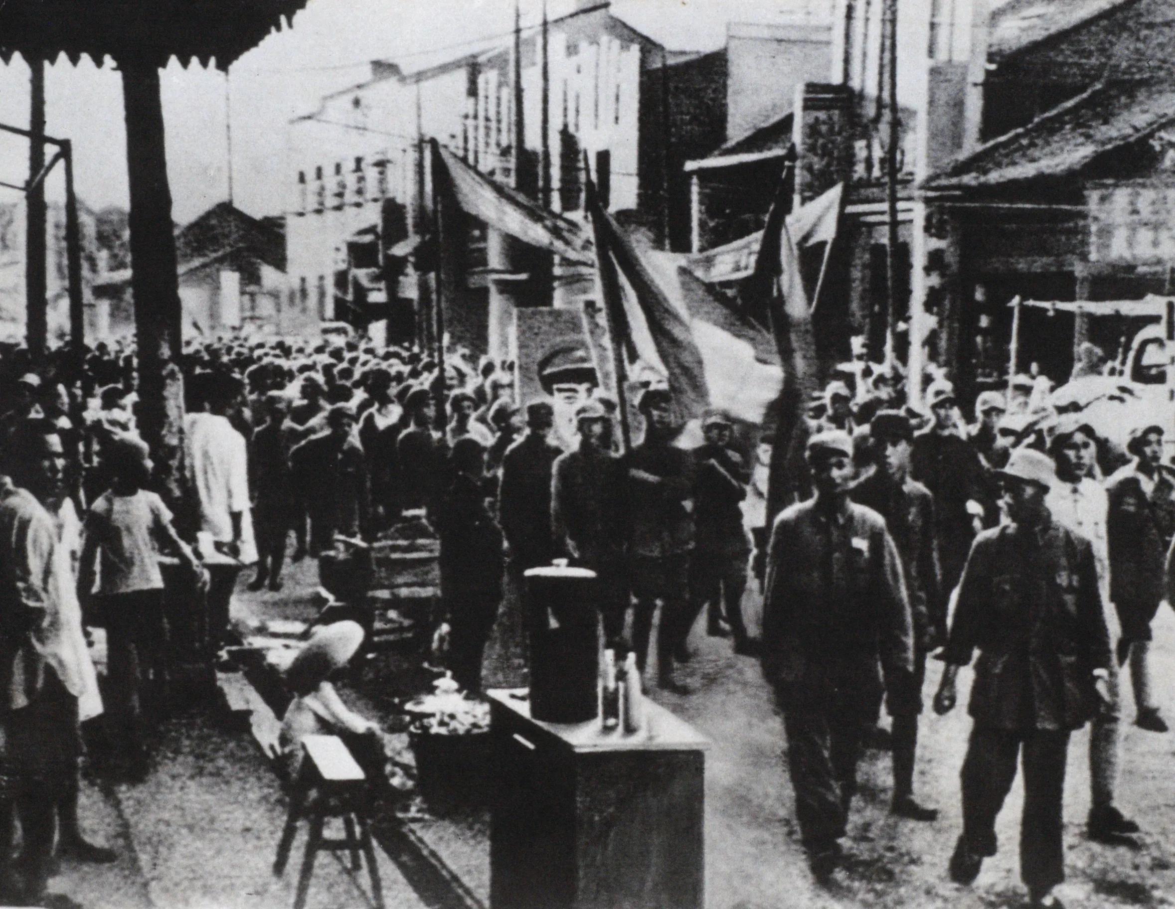 长沙解放后，杨开慧的母亲泪流满面：我等到了这一天，润之做到了