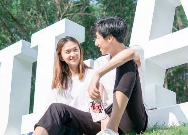 怎样忘掉一个喜欢了很久的男生,喜欢一个人很久了该怎么忘掉他