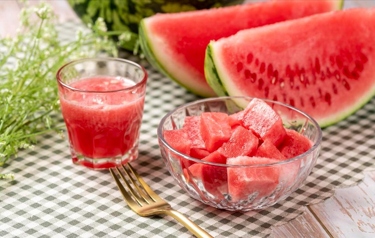 鏂囨埧鍥涘疂绗斿ⅷ绾哥牃鏃ョН鏈堢疮,鏂囨埧鍥涘疂浠ュ彜涓洪壌