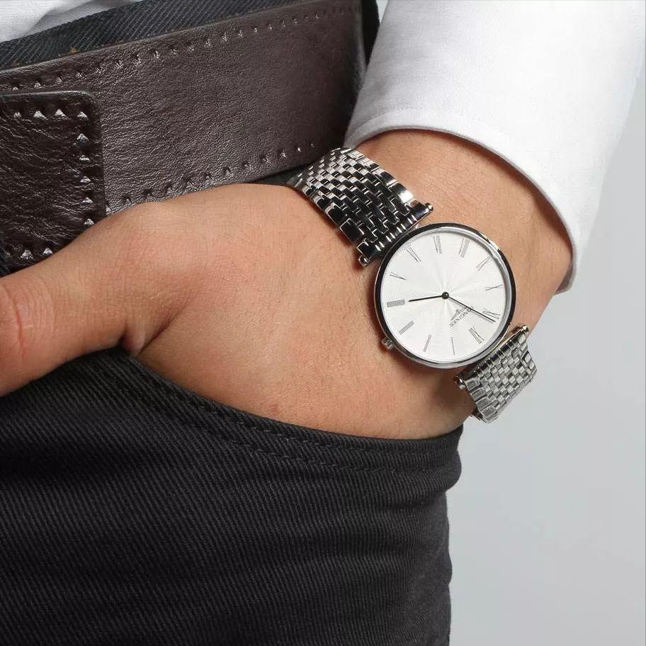 穆勒手表和浪琴档次,雷达手表和浪琴手表哪个档次高