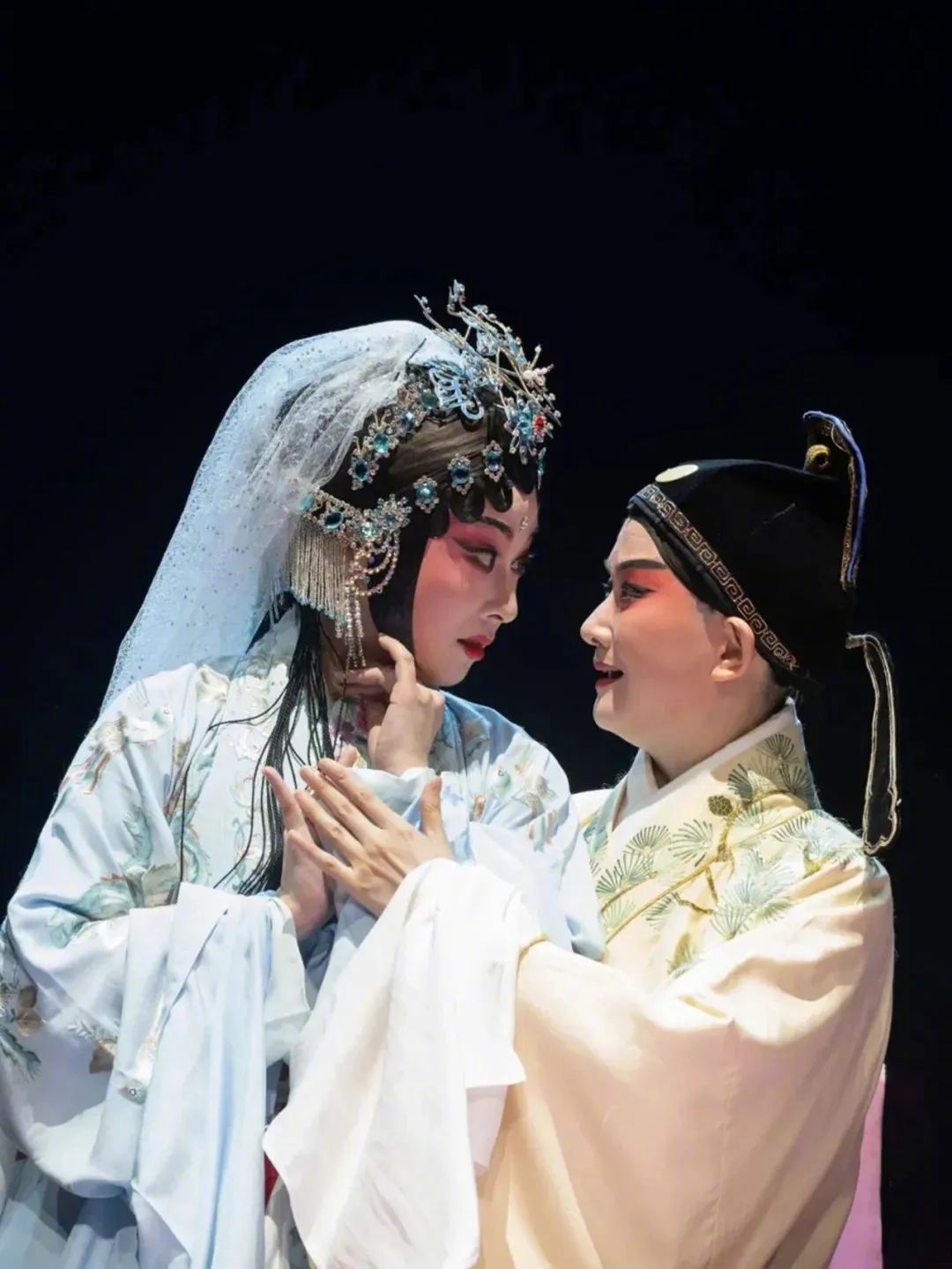 中国最叛逆的情爱戏，绝美上演