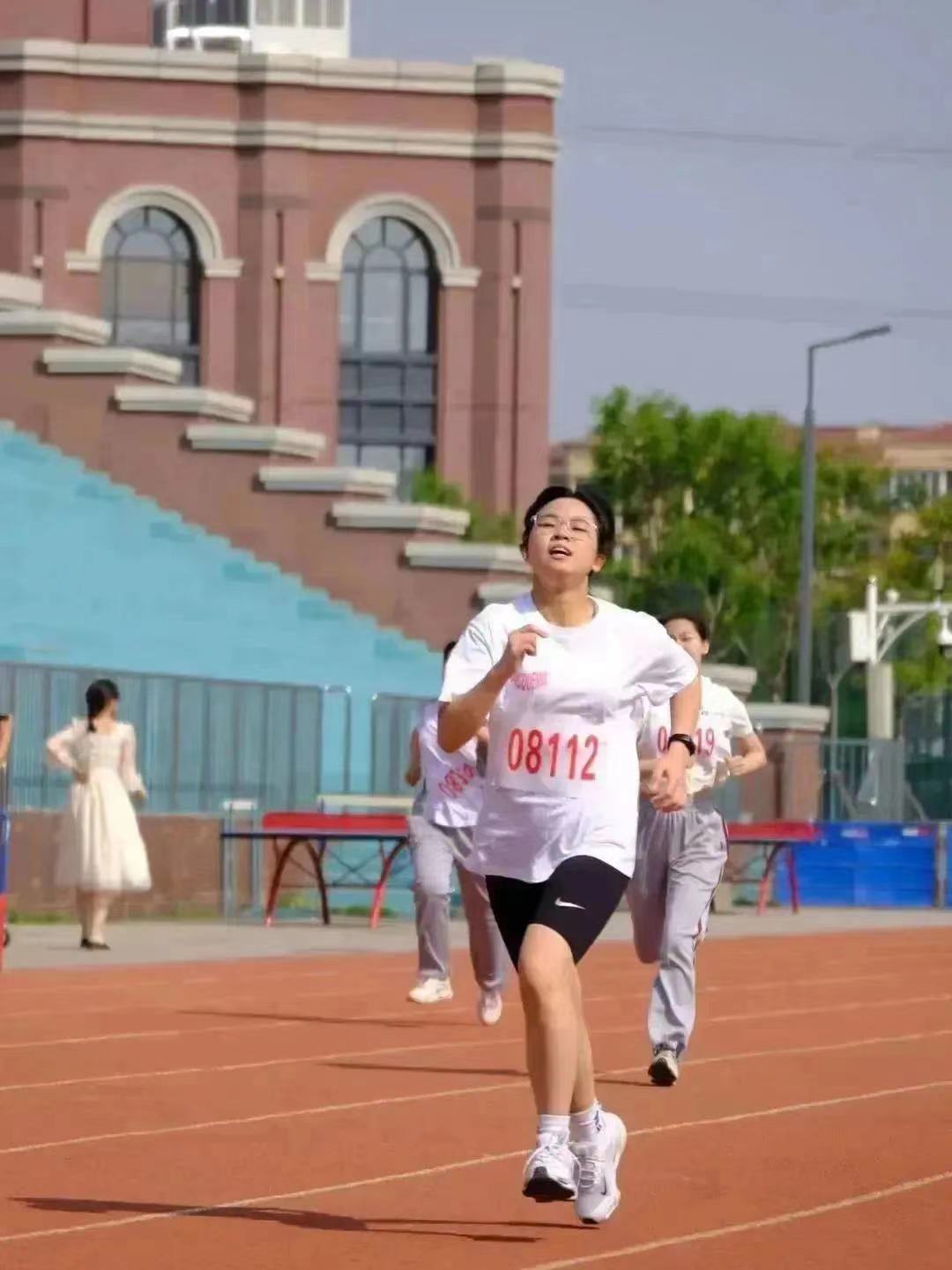 强身健体激扬青春校园运动会,学校校园运动会回顾