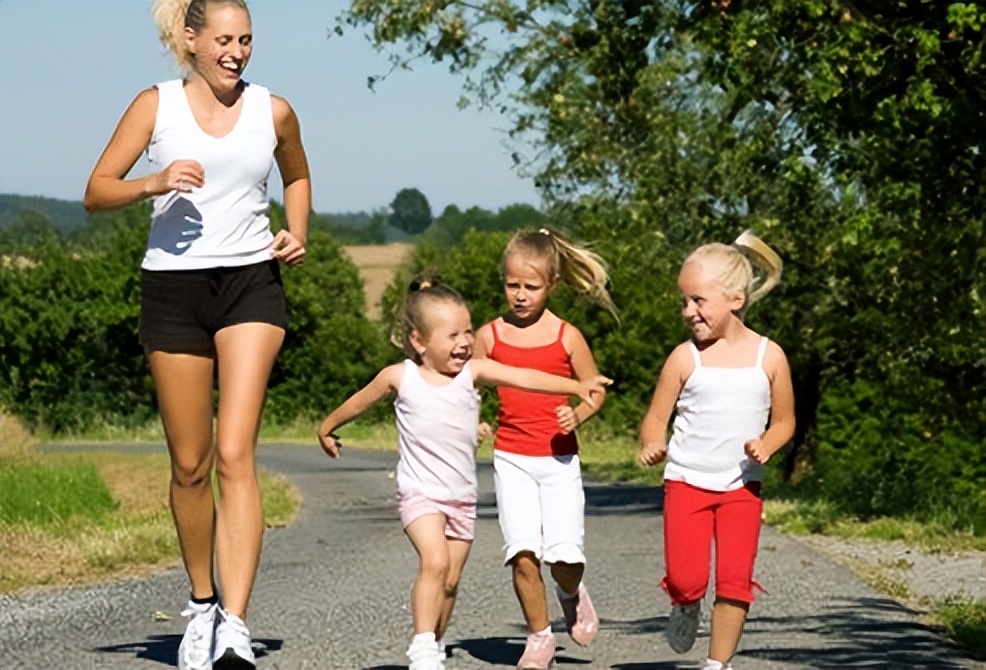 14岁小孩儿一天的健身计划,10岁儿童健身计划