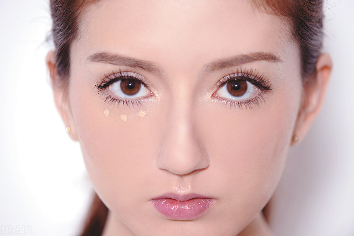 怎么祛除眼部细纹最好的方法,眼部皱纹祛皱最好的方法