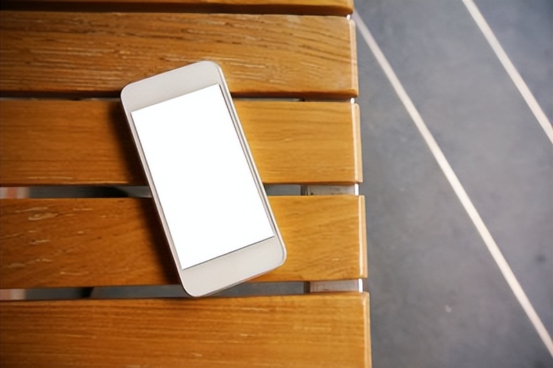 19年长沙女子容忍丈夫*养包**空姐,离婚后向小三*债讨**百万,法院：支持