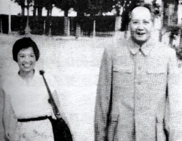 1961年毛主席在庐山开会，看到一位女舞蹈演员楞了：你好像我女儿