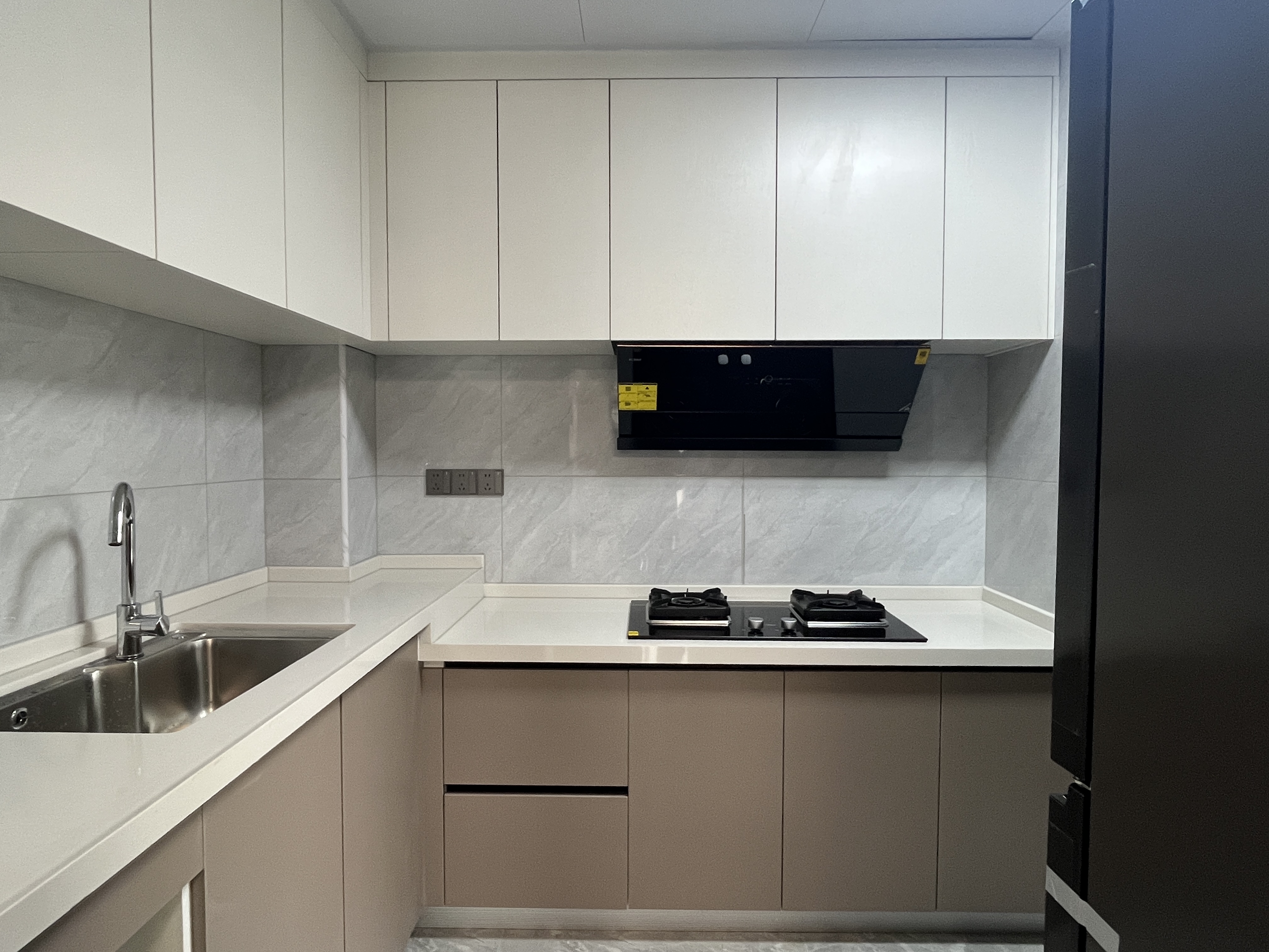 柳州深度空间装饰样板房,柳州钱隆御景装修案例效果图