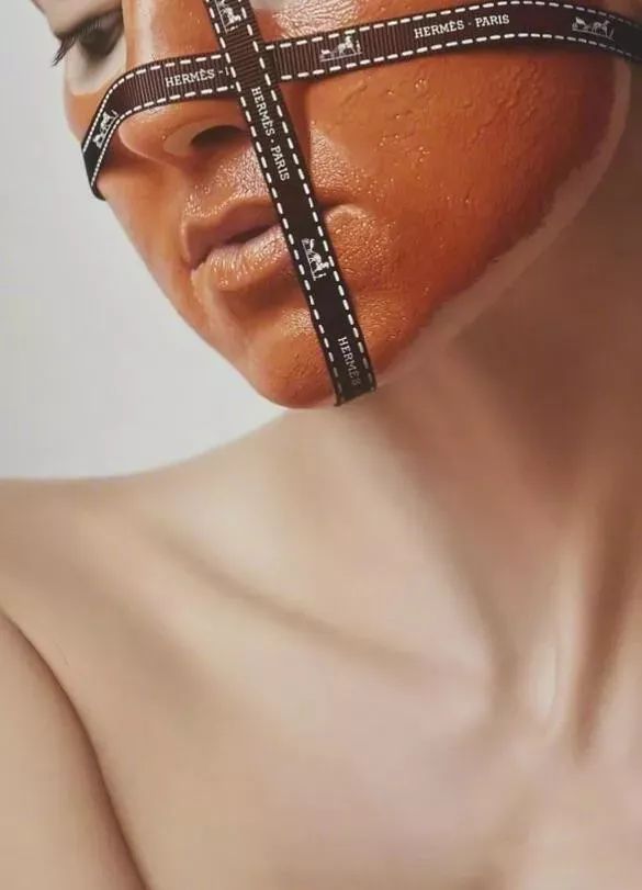 美女画家挑战冷军，画少女人体，放大10倍看细节让网友不淡定