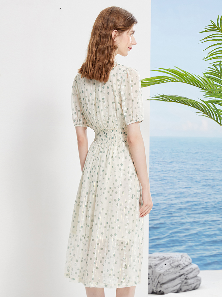 雪纺面料夏天穿热吗,雪纺料子夏天穿着凉快吗