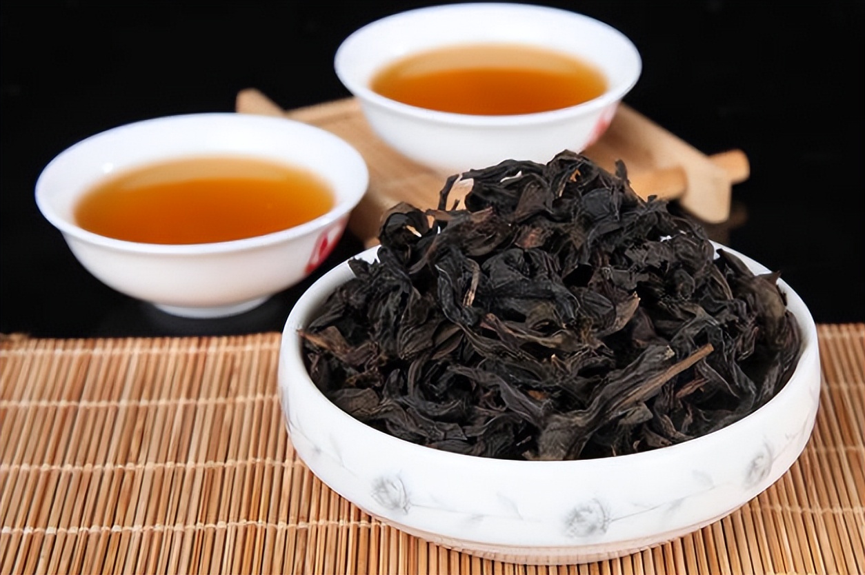 喝茶预防癌症的最佳茶温是多少,长期喝什么茶对癌症有危险