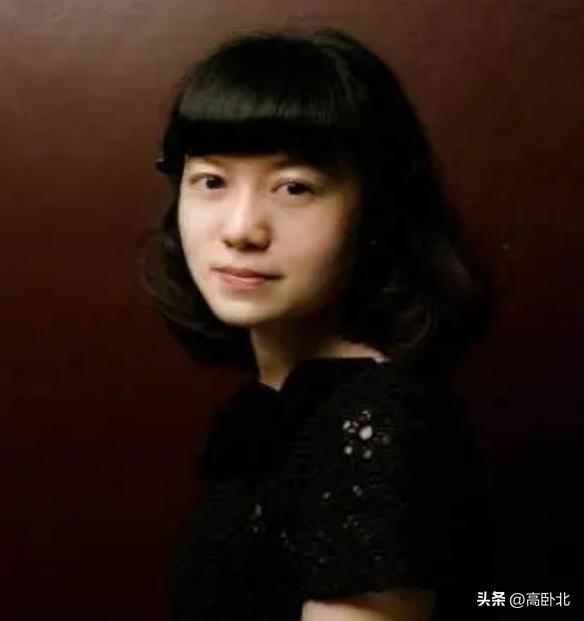 47岁翁帆结婚了吗,42岁的娇妻翁帆隐藏了多年的秘密