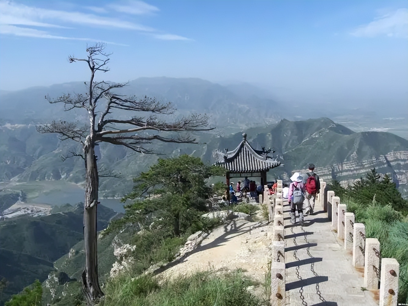 中国十大名山值得爬的,十大名山你爬过哪几座