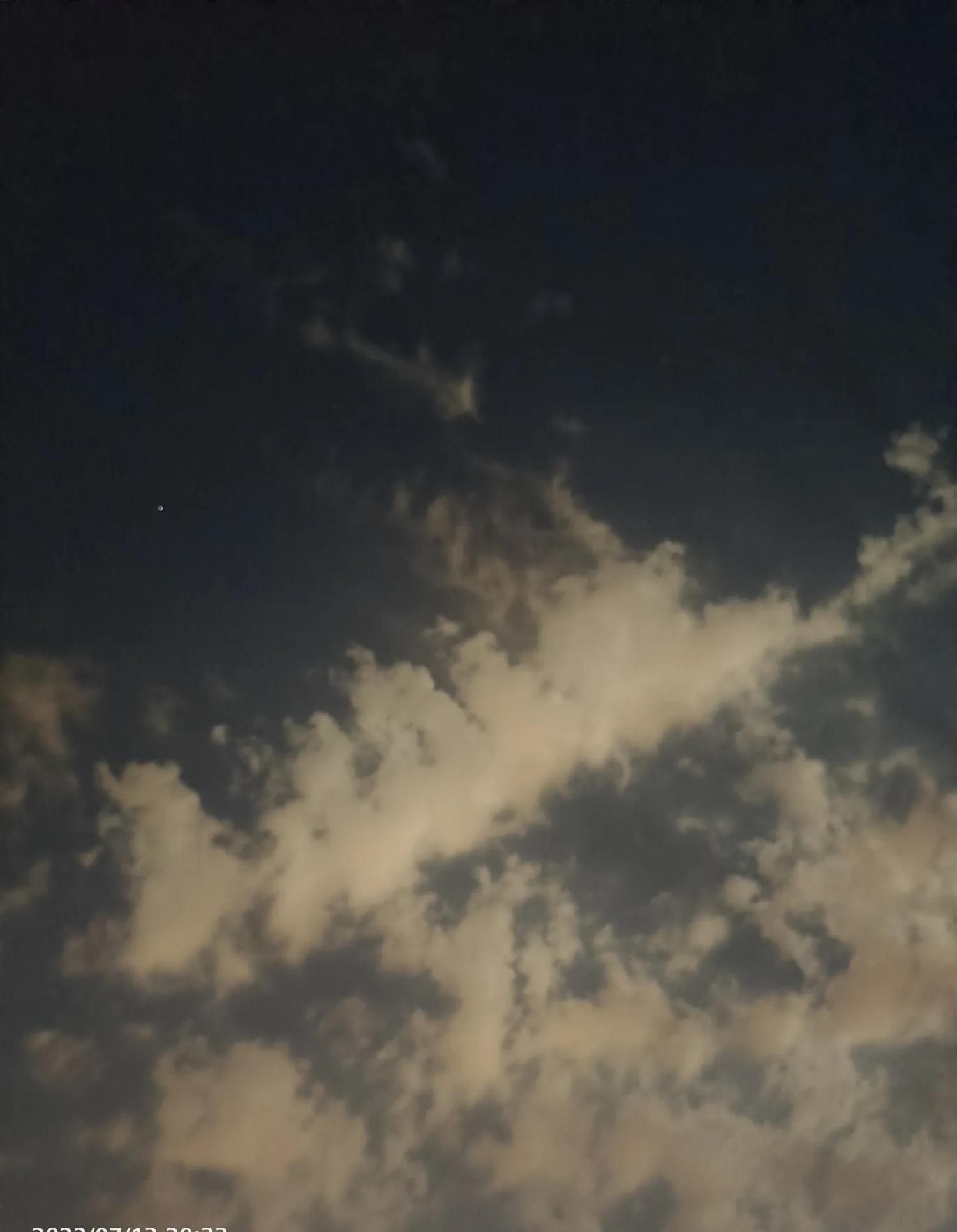 天高云淡深秋风景图片,下雨天看海看风景图片
