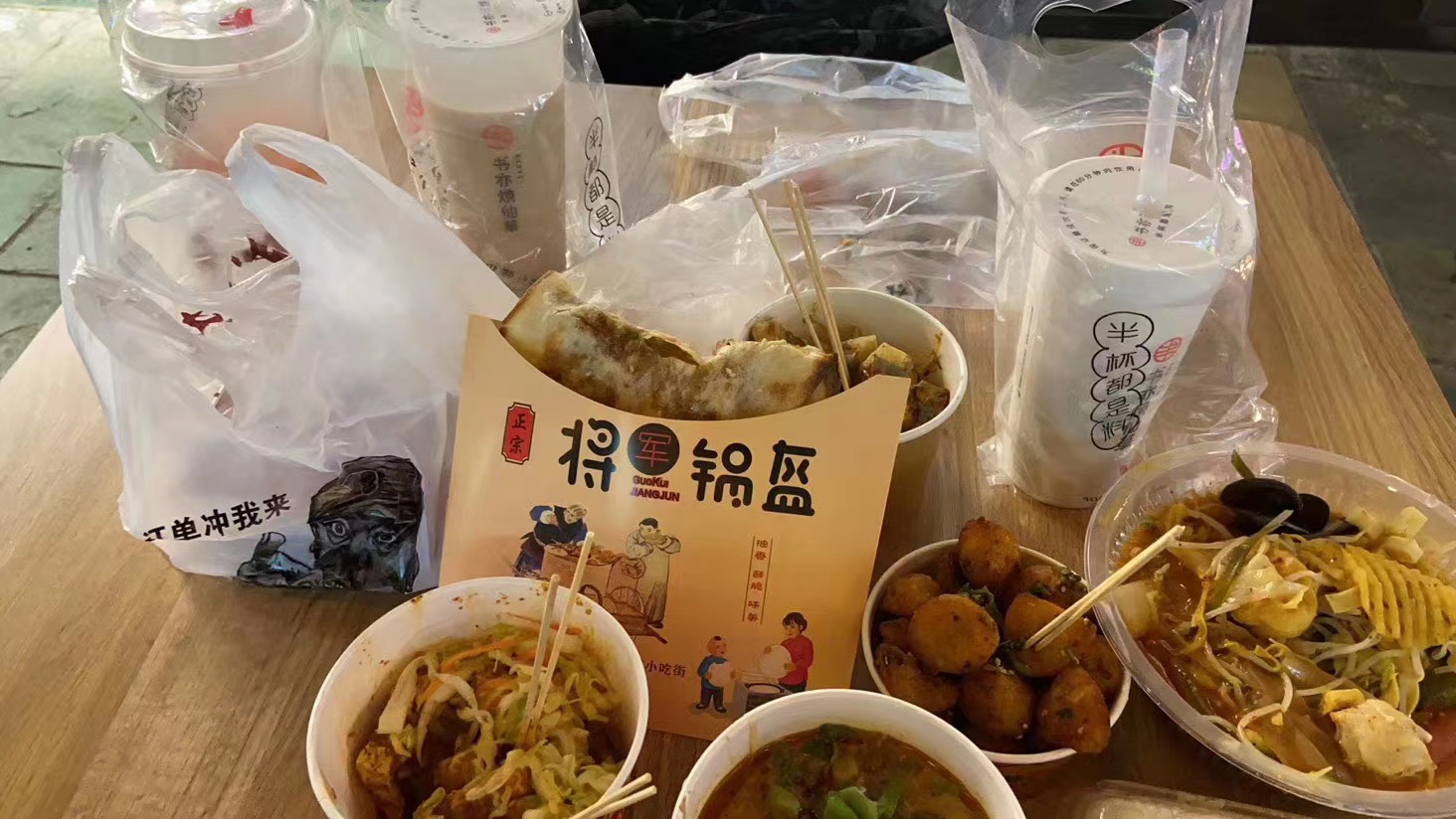 速腾干式双离合烧机油,2011款速腾1.6l手自一体参数配置