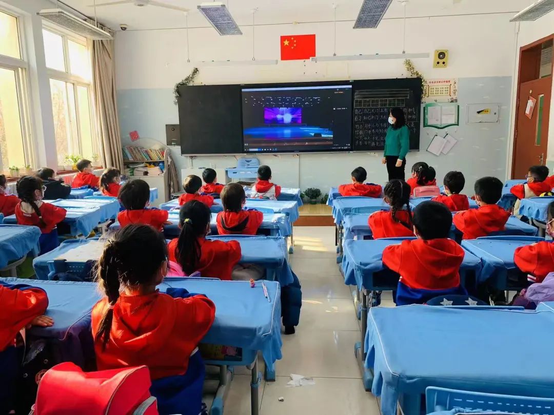 中国足球比赛校长杯,2024小学校长杯总决赛足球比赛