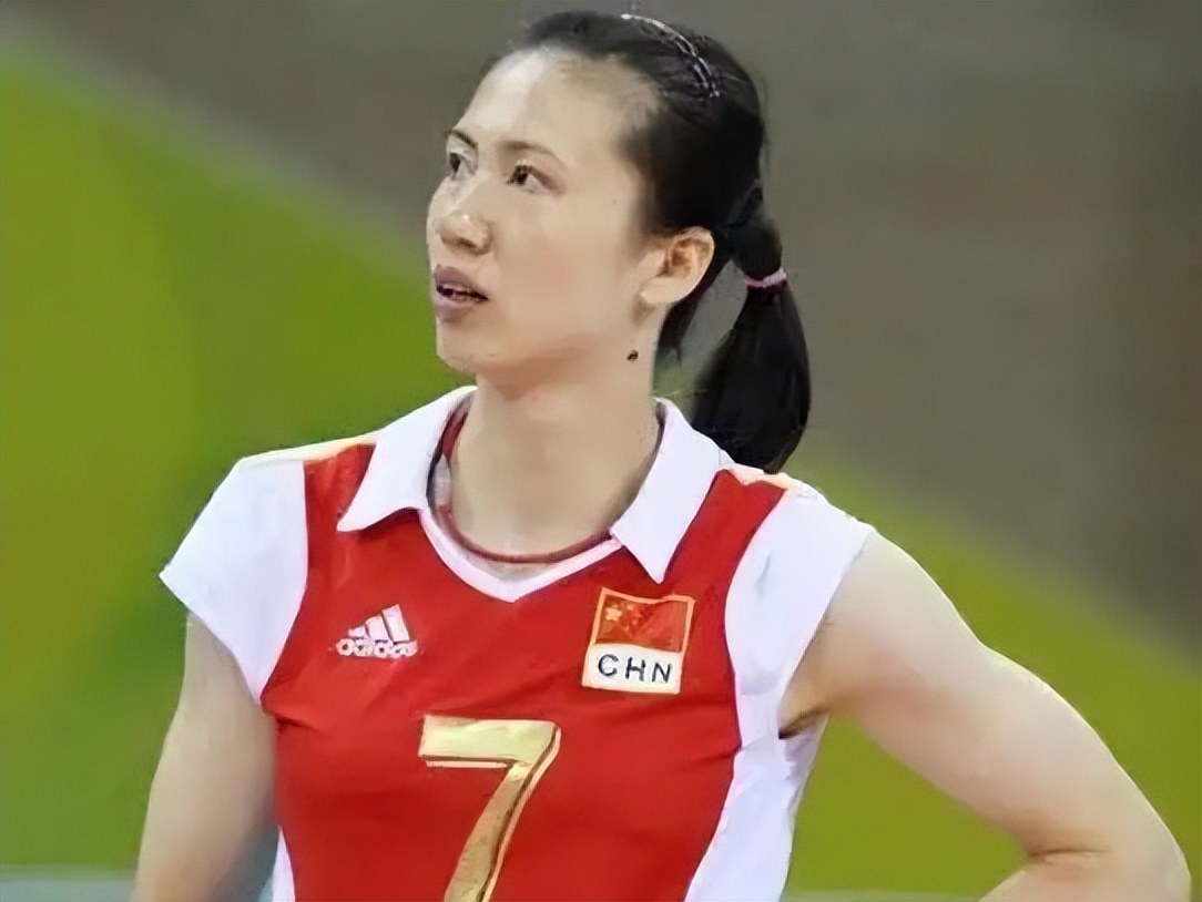 周苏红改嫁大9岁富商,周苏红带着前夫改嫁