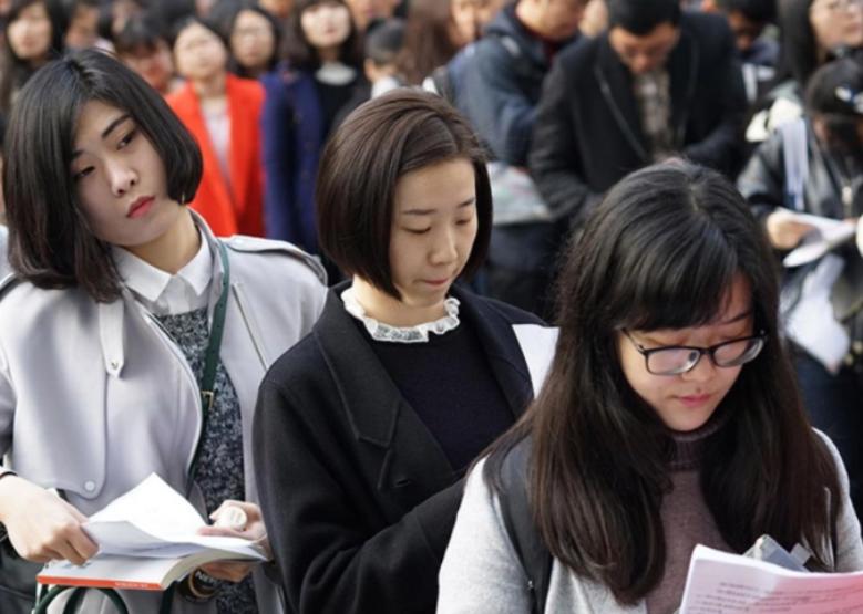 公务员面试对答如流,公务员面试质疑成绩该怎样做