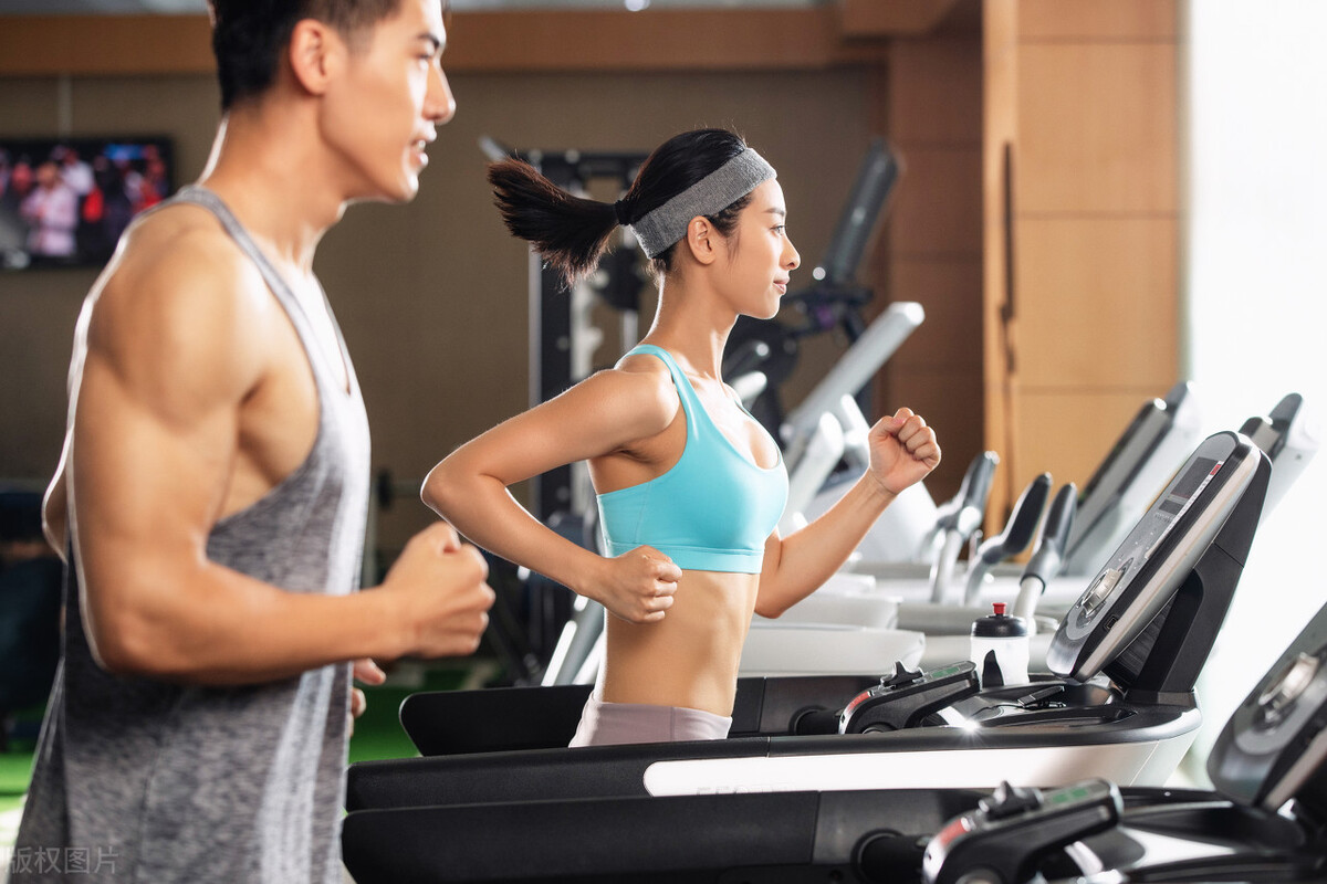 跑步为什么一开始很累后面会轻松,跑步该怎么跑才一点也不累