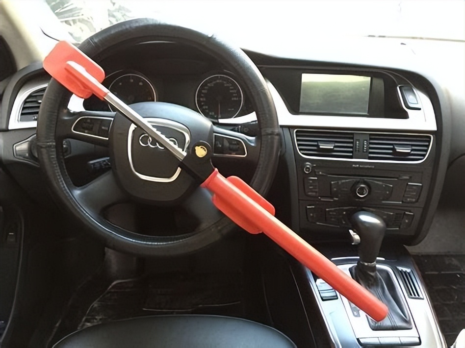 车上放什么工具防身不违法还吓人,交警车上放什么防身工具不违法