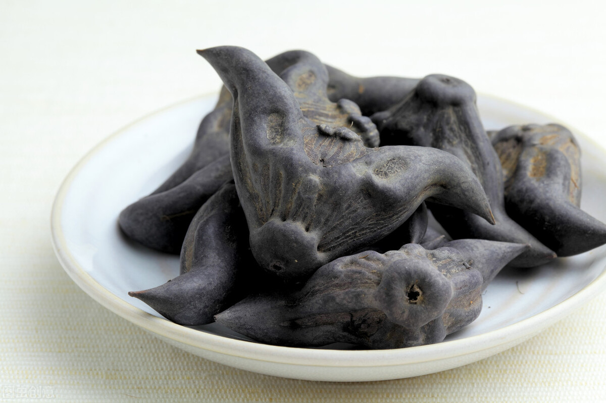 小菱角和大菱角的区别,关于菱角的阅读