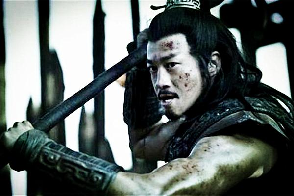 西楚霸王项羽骁勇善战从未败北,西楚霸王项羽不可一世