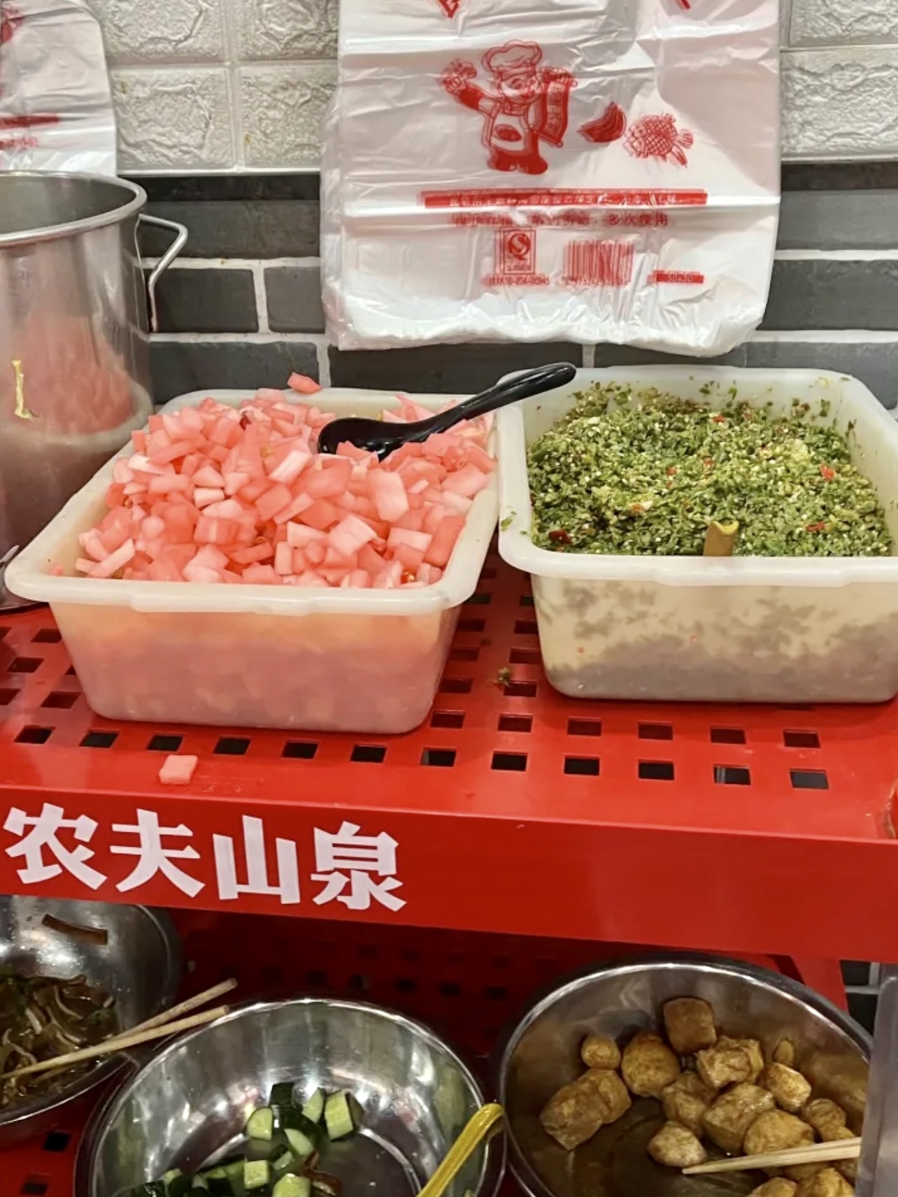 一份重庆猪脚饭,重庆巷子里的猪脚饭