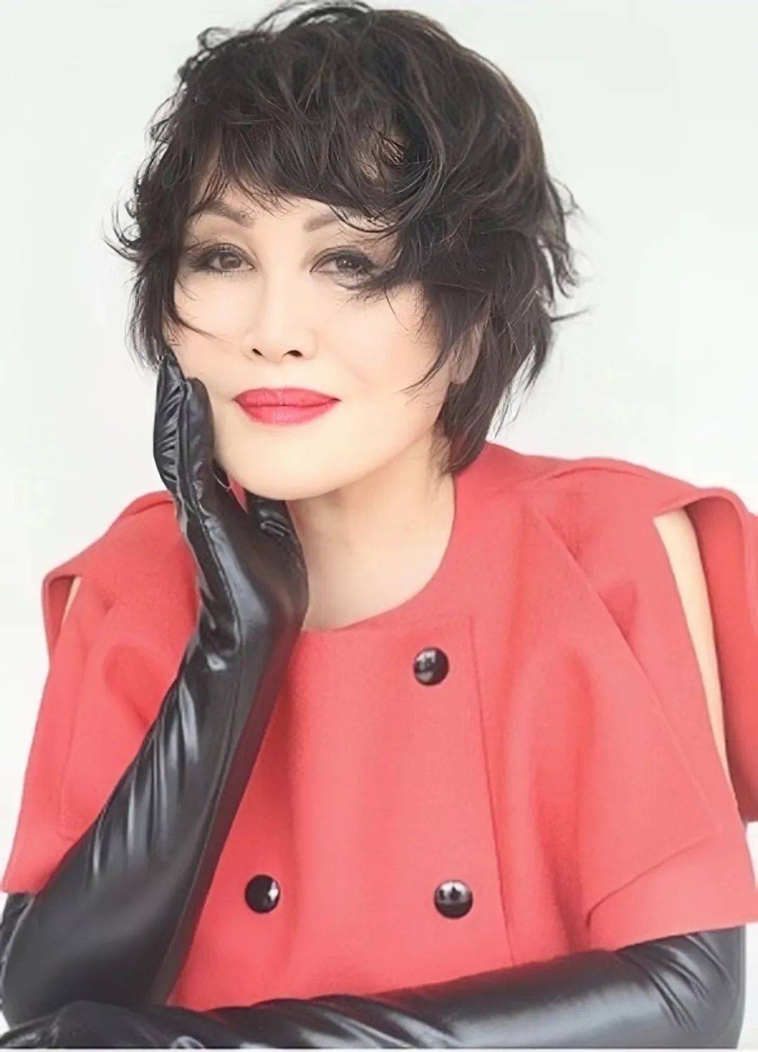 靳羽西年轻时的照片图片,靳羽西魅力女性