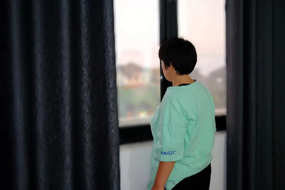 被食欲诅咒的孩子们：永远吃不饱，一直到死