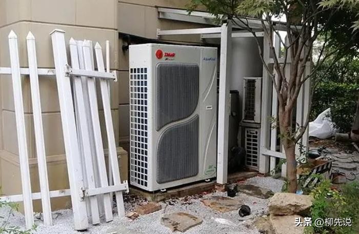 缇庡浗鍐犲啗绌鸿皟,缇庡浗绌鸿皟绗竴宸ㄥご