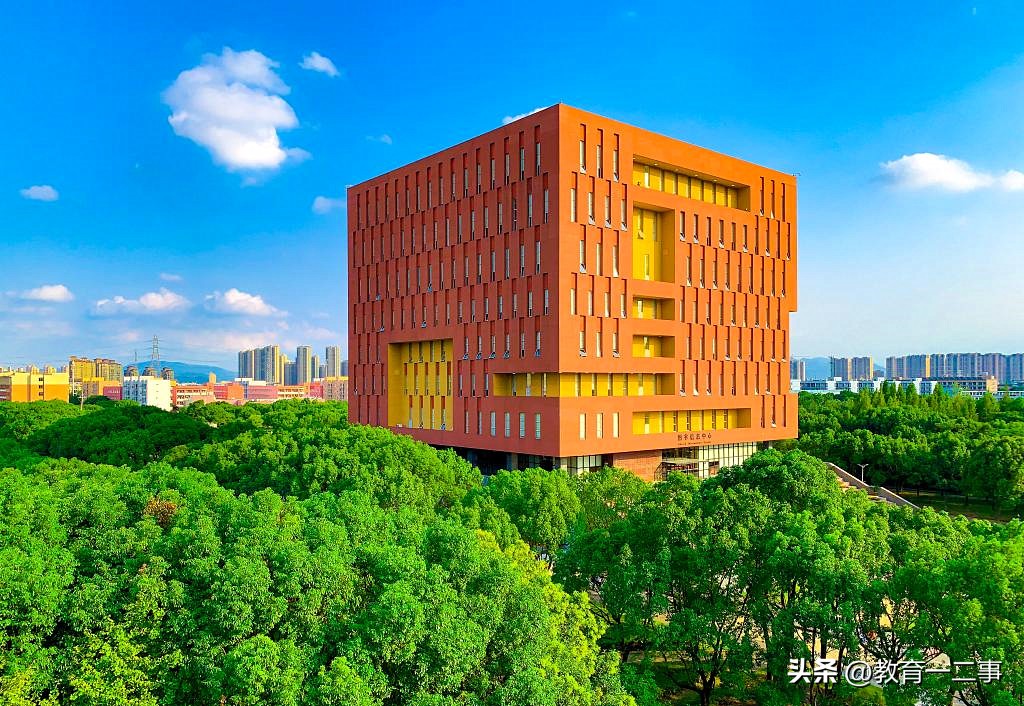 容易被误解的6个大学专业,被误解民办三本的学校