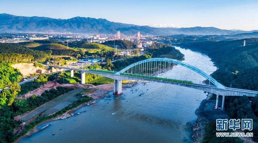 开通抖音一百天,中老铁路开通100天成绩很亮眼