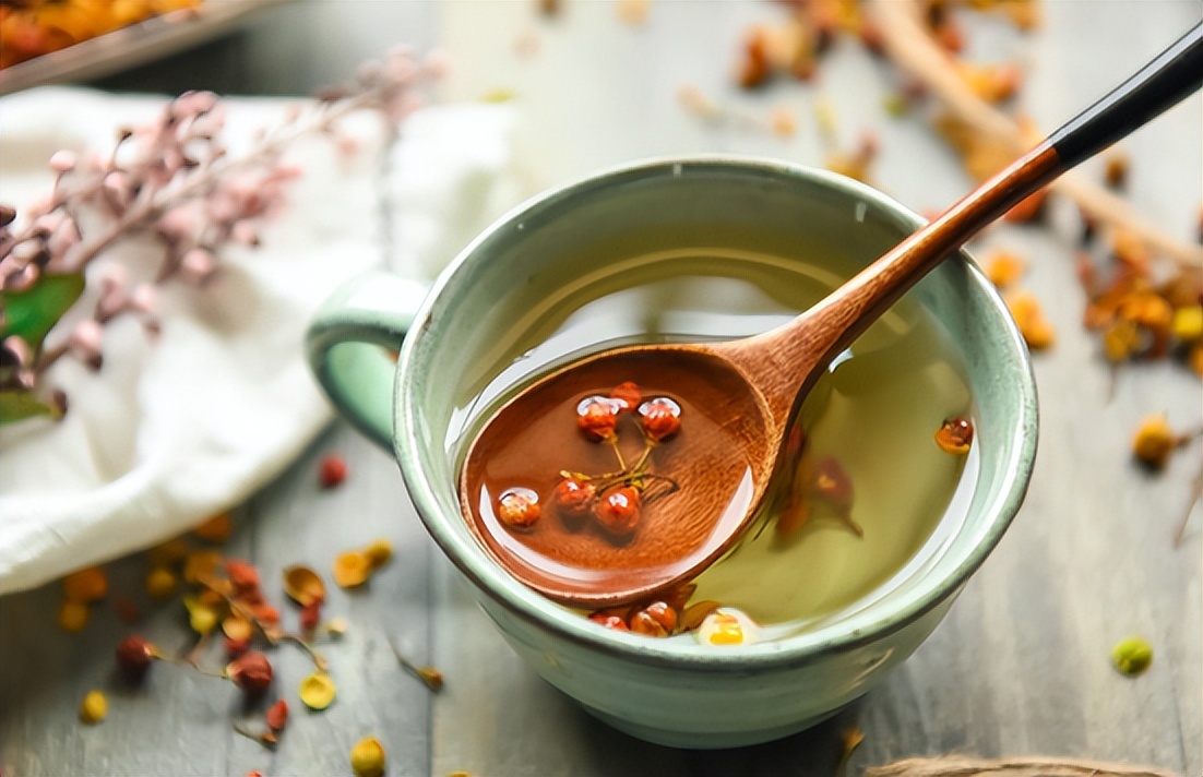 花茶失眠多梦,失眠多梦易醒用什么泡水喝有效