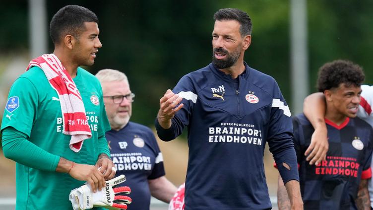 欧冠埃因霍温2-2塞维利亚,阿森纳vs埃因霍温欧冠预测