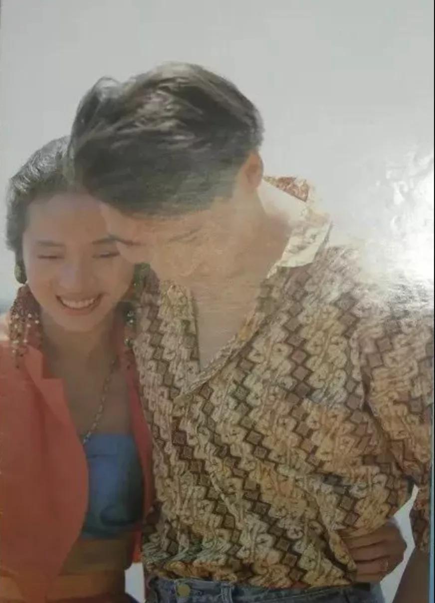 梅艳芳怎么走出失恋,梅艳芳漫步人生路