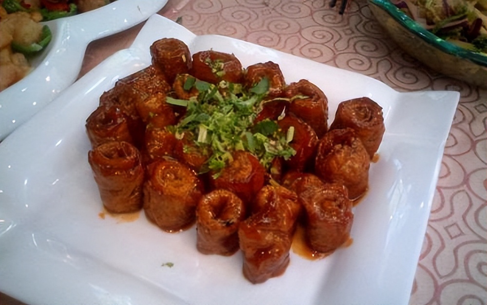 济南夏天适合去的美食街,济南适合看景色的美食