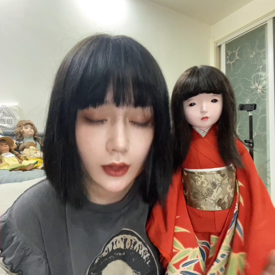 这是一只废话很多的开箱视频,包括了这只娃娃我所有知道的...