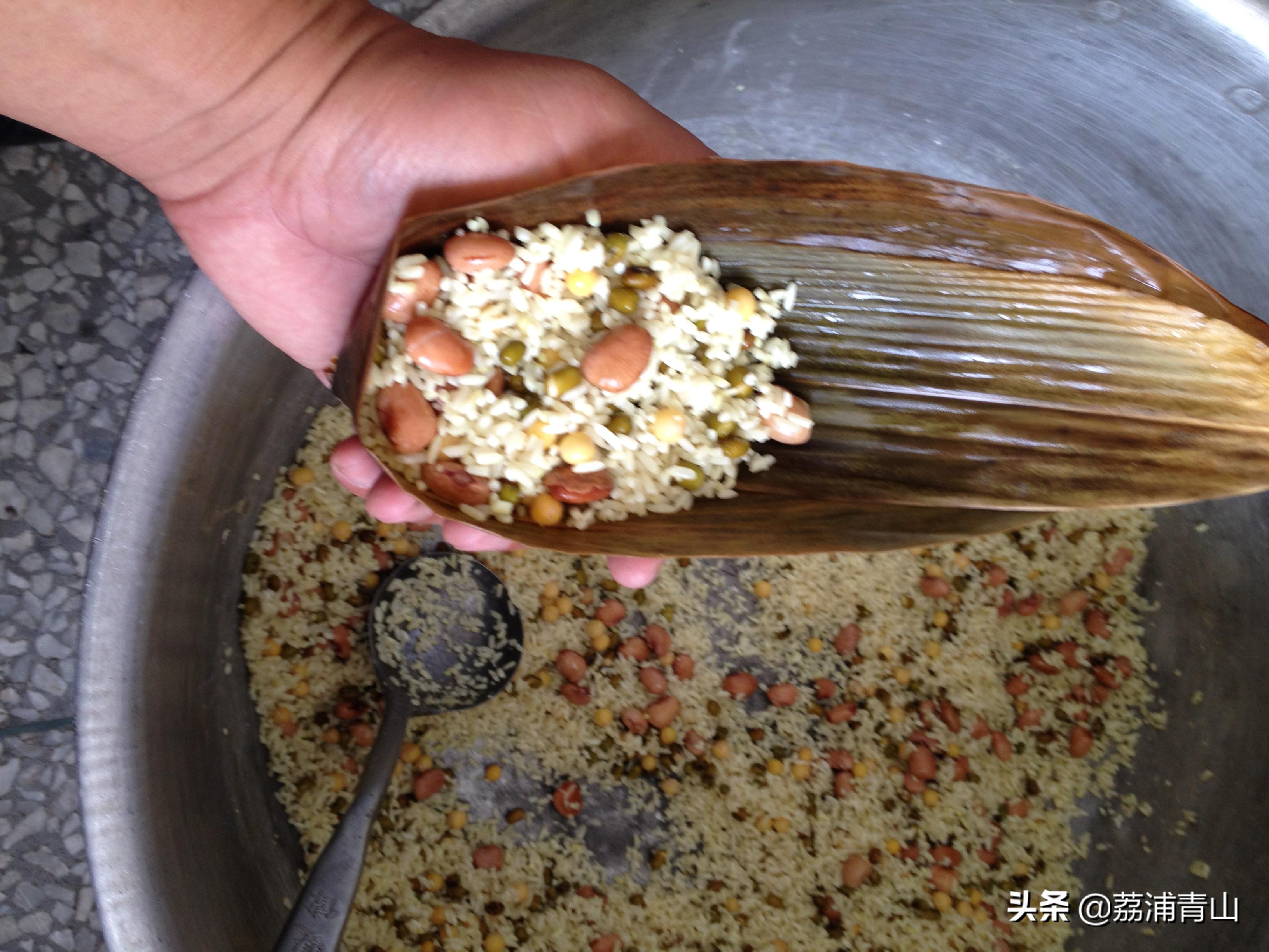 去年的草灰碱水还能用来做粽子吗,灰水粽的碱水用什么植物来做