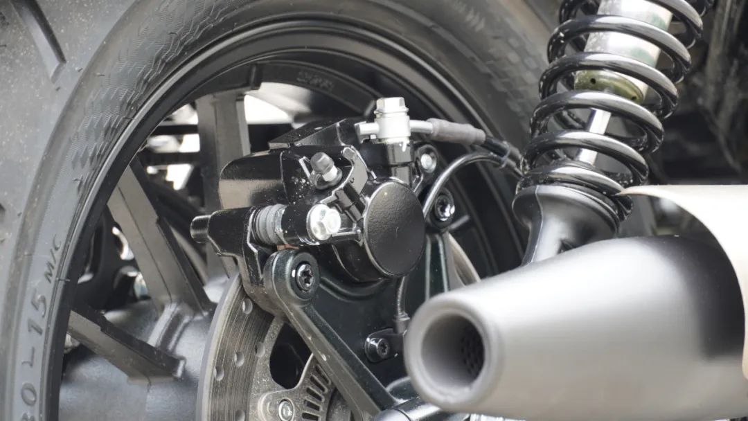 国产300复古巡航车有几款,座高690美式巡航摩托