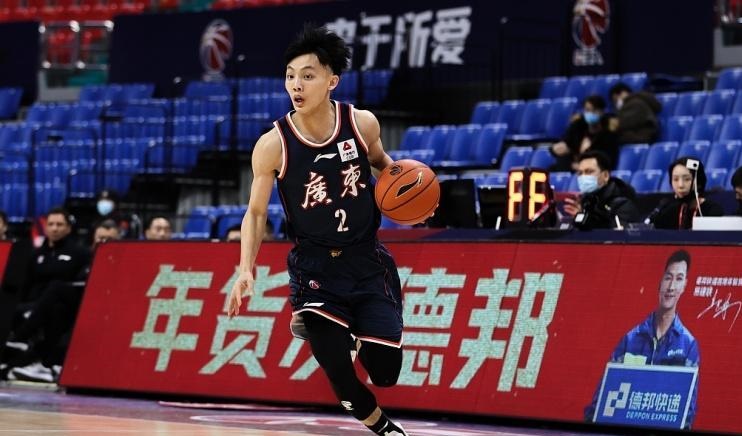 追风少年曾繁日杜锋,杜锋重返广东队2018