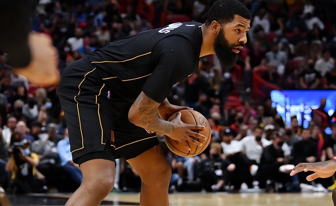 格里芬正式签约篮网,篮网阿尔德里奇格里芬