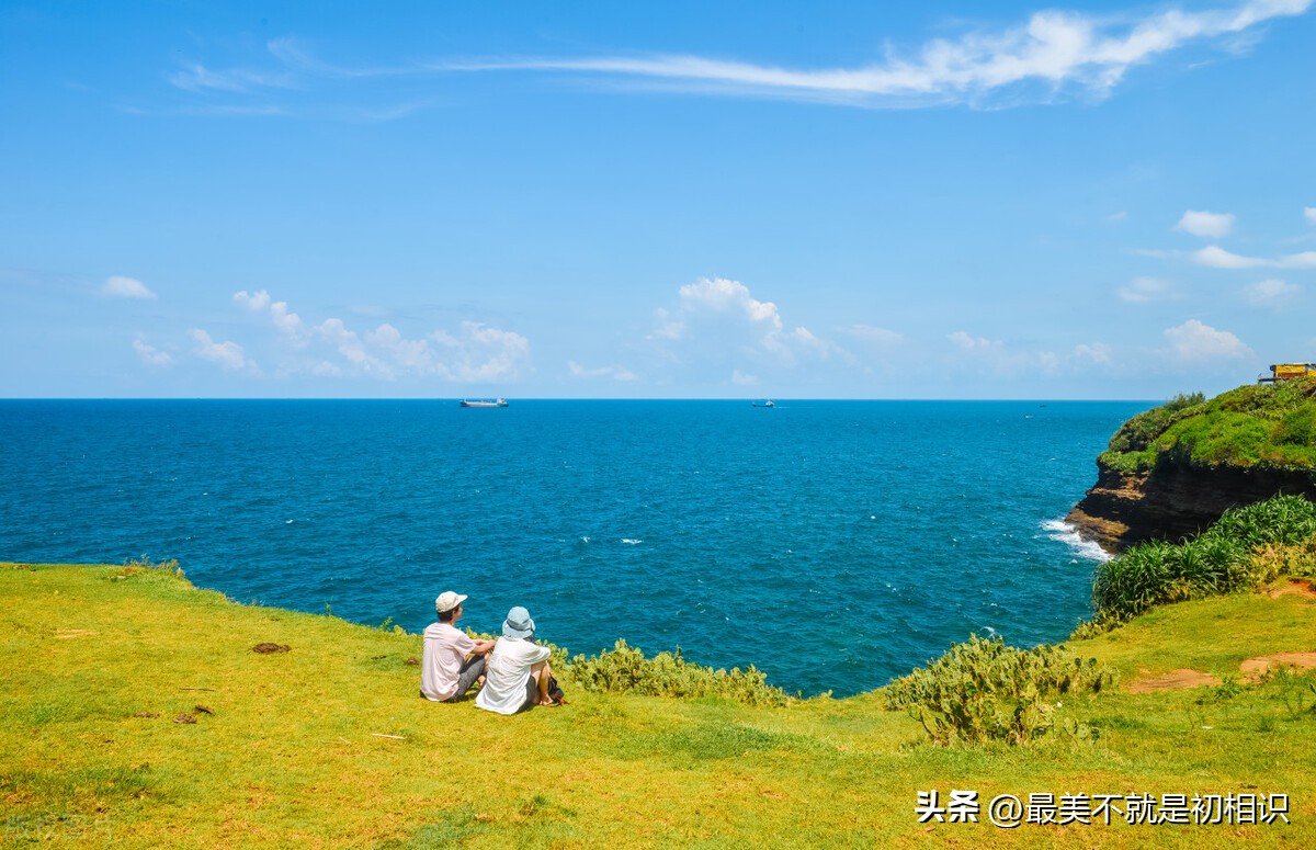 唯美人生现代诗简短,现代诗朗诵视频面朝大海春暖花开