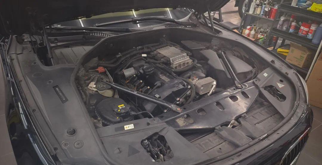 老款宝马730改新款全过程,12年40万公里宝马730翻新