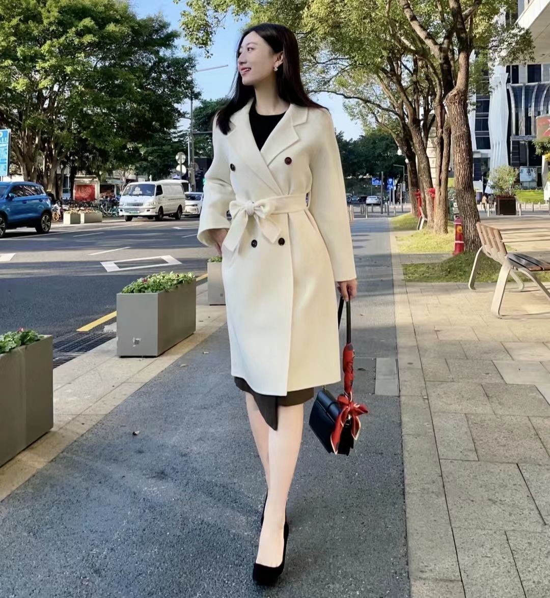 呢子大衣配高跟鞋的穿搭高级感,韩剧女主穿搭秋冬大衣搭配高跟鞋