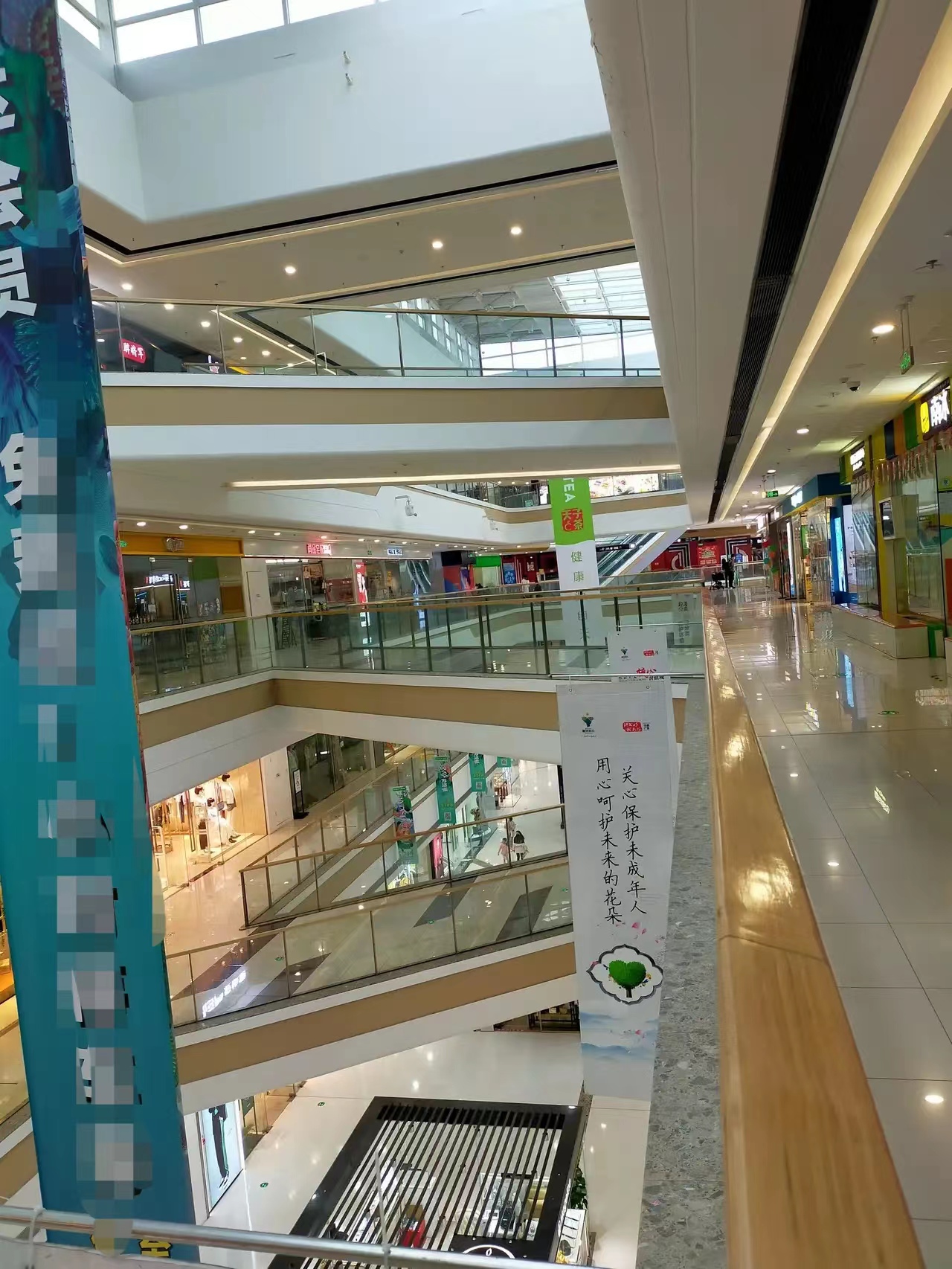 我，20年卖掉深圳房子，花70万在万达开餐饮店，如今肠子都悔青了