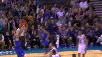 戴眼镜就不可以打篮球了吗,戴眼镜不适合打羽毛球吗