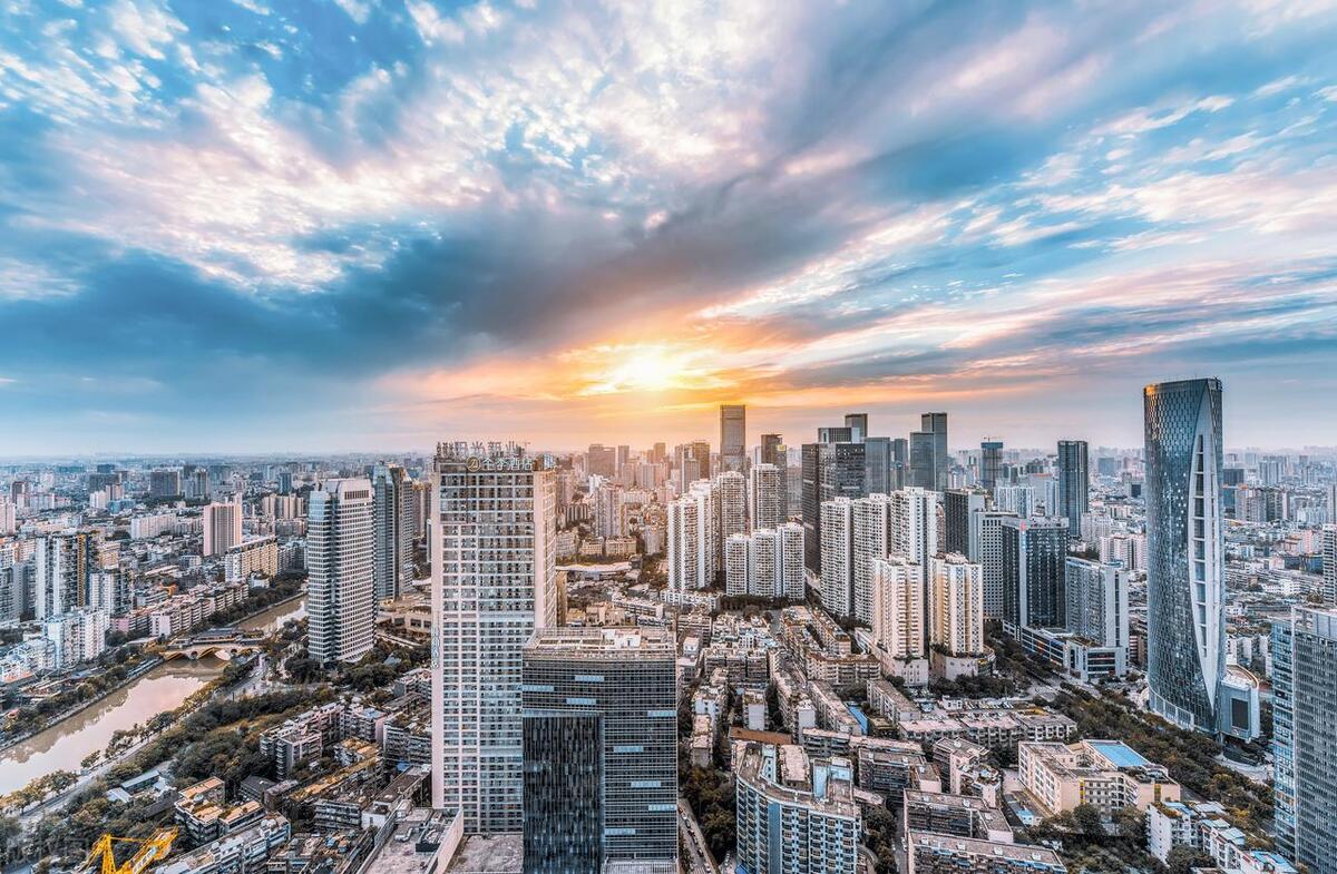 这几个避暑胜地带你逃离酷热,适合避暑的城市和地方推荐